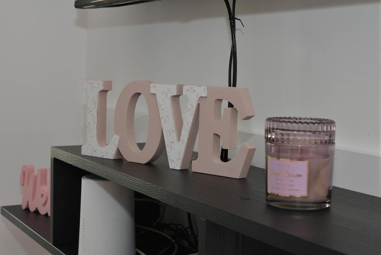 Apartment Laura ซาดาร์ ภายนอก รูปภาพ