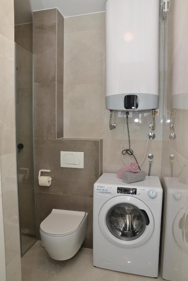 Apartment Laura ซาดาร์ ภายนอก รูปภาพ
